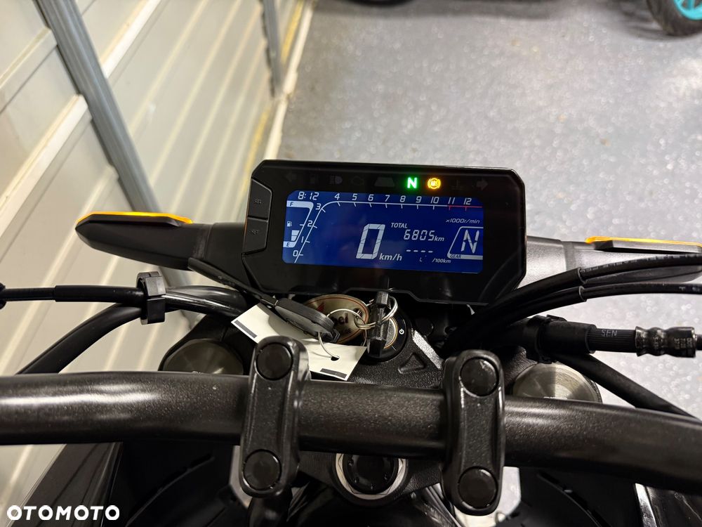 Honda CB - 9