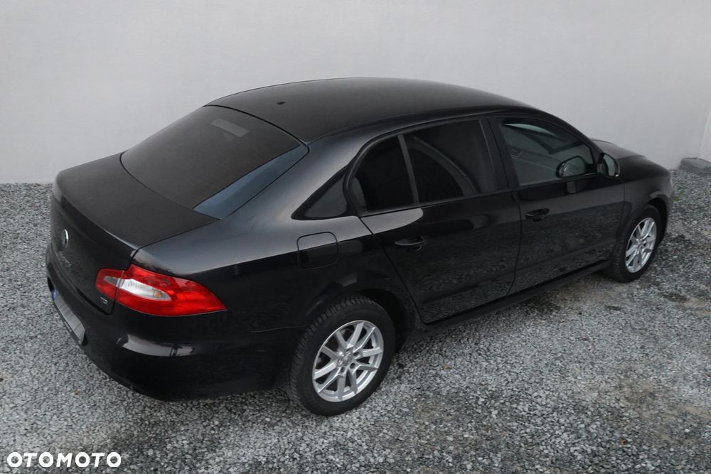 Skoda Superb 1.6 TDI Elegance Greenline - 17