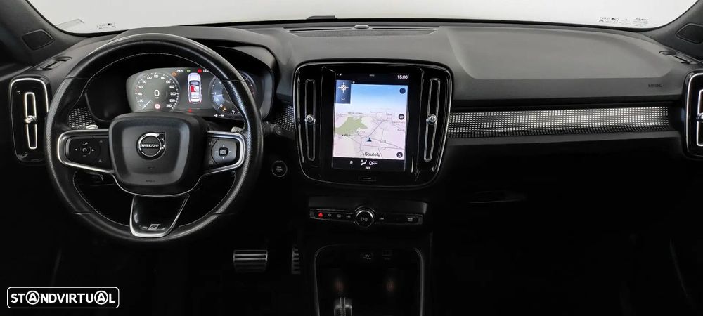 Volvo XC 40 2.0 D3 R-Design Geartronic - 24