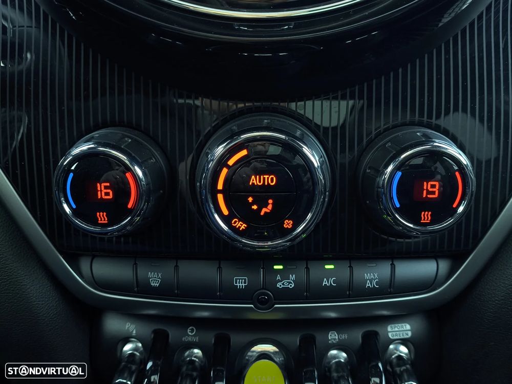 MINI Countryman Cooper SE ALL4 Auto - 21