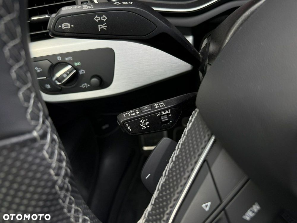 Audi A4 Avant 40 TDI quattro S tronic S line - 26