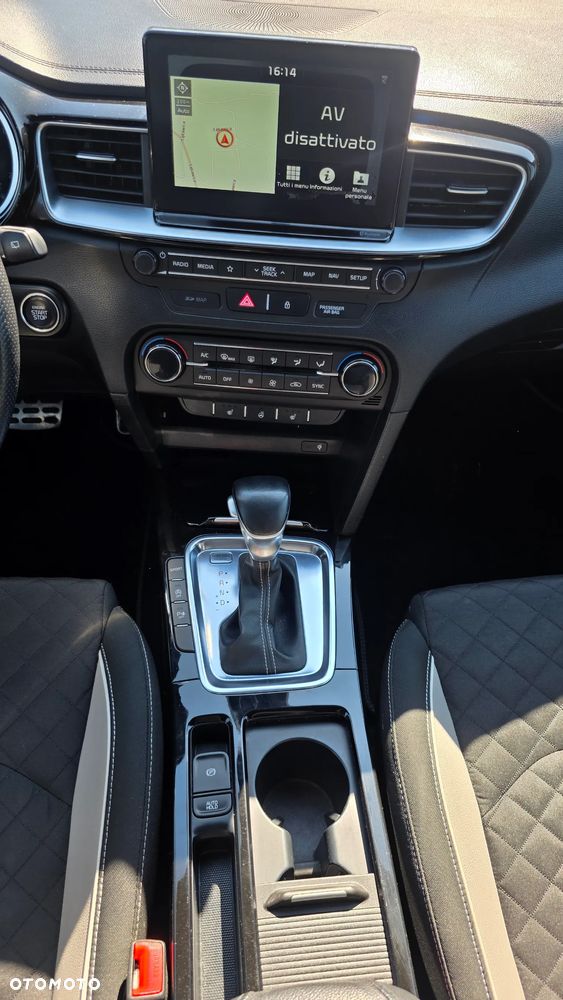 Kia ProCeed 1.6 CRDi DCT7 SCR GT LINE - 12