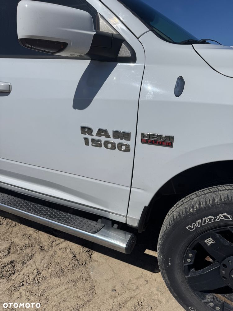 Dodge RAM 5.7 4x4 - 4