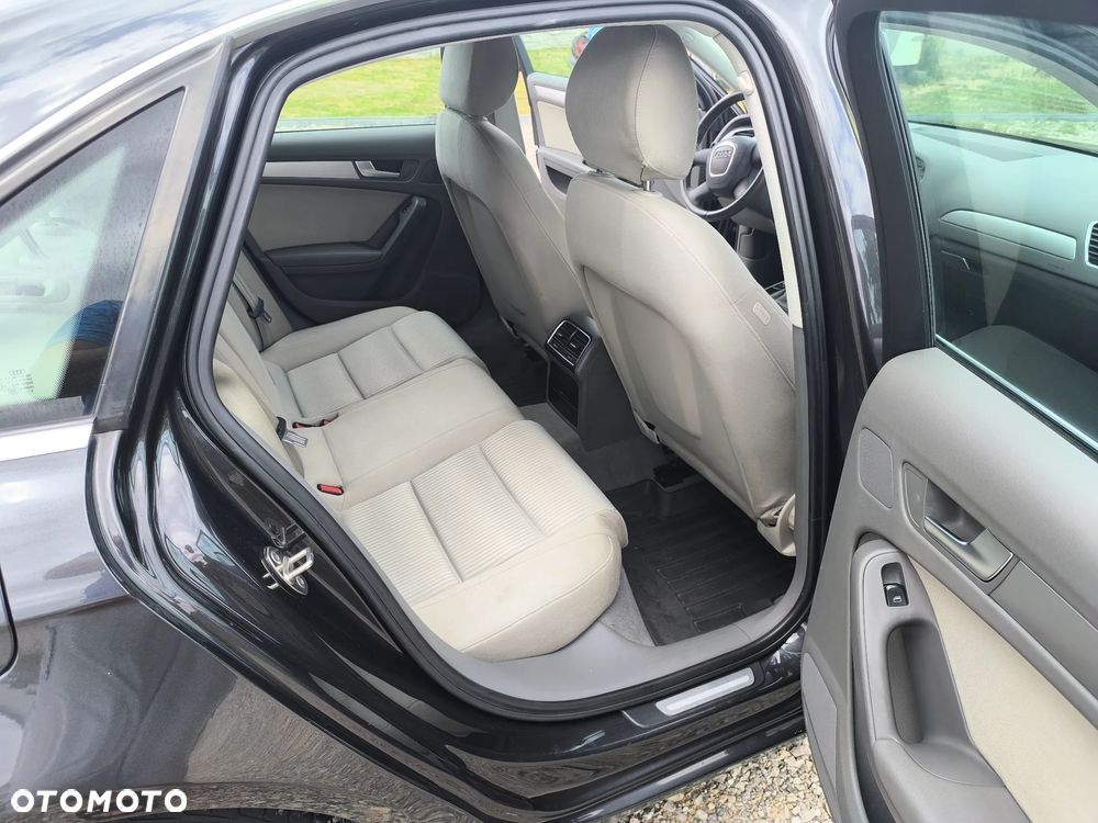 Audi A4 Limousine 2.0 TDI - 15