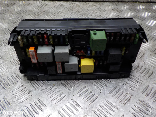 MERCEDES W204 LIFT MODUŁ BSI A2129005712