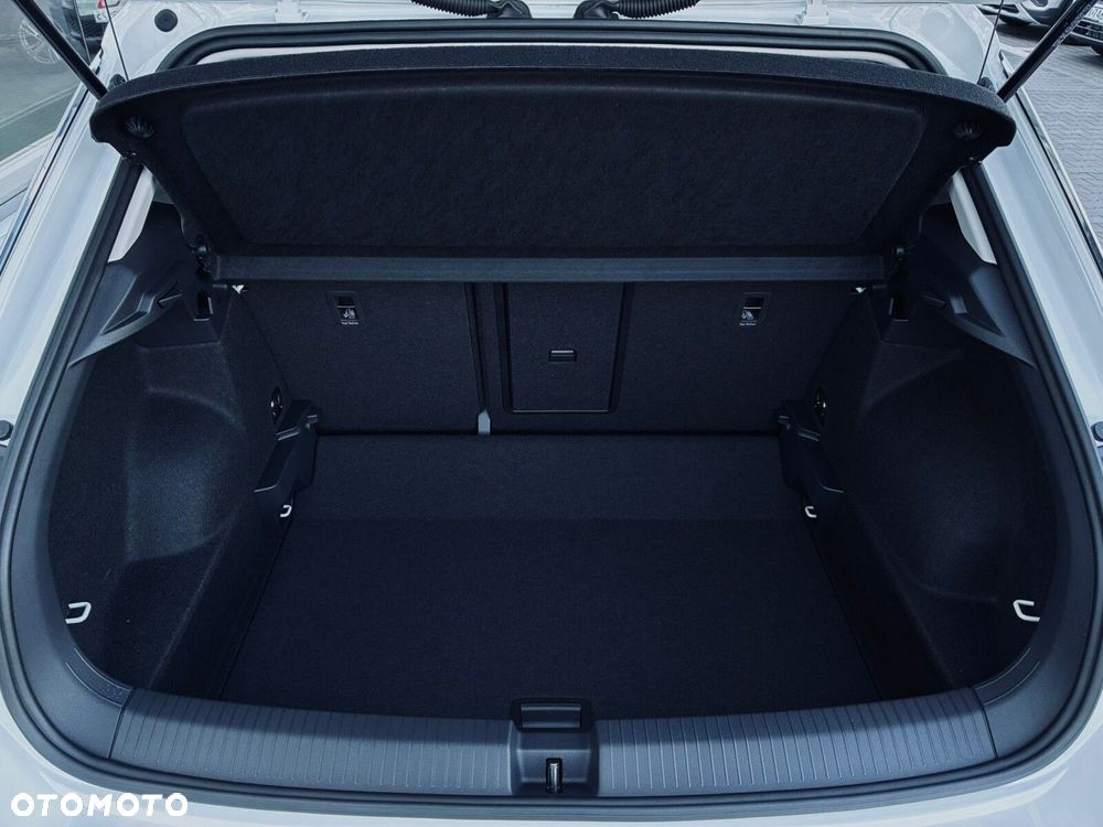 Volkswagen T-Roc - 26