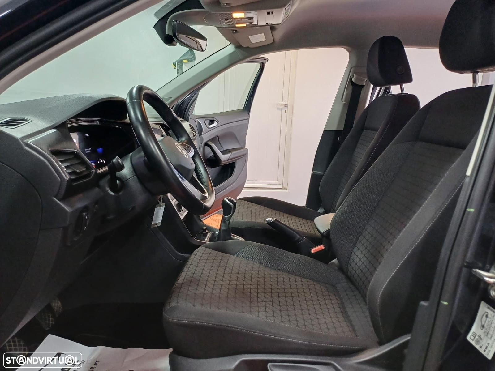 VW T-Cross 1.0 TSI Life - 10