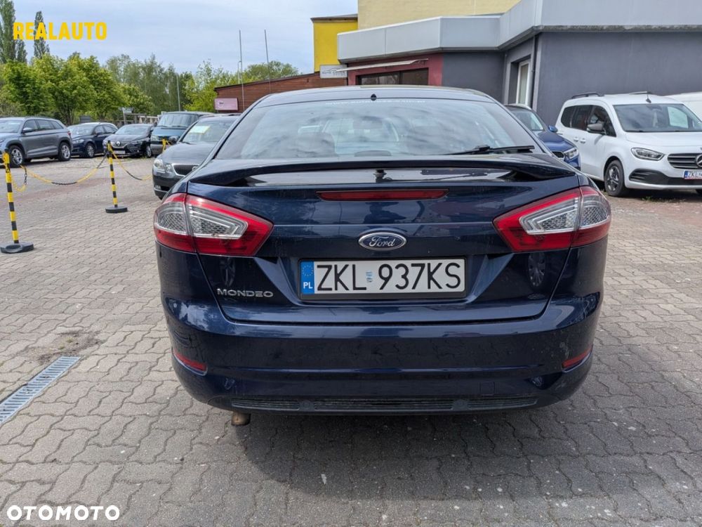 Ford Mondeo - 10
