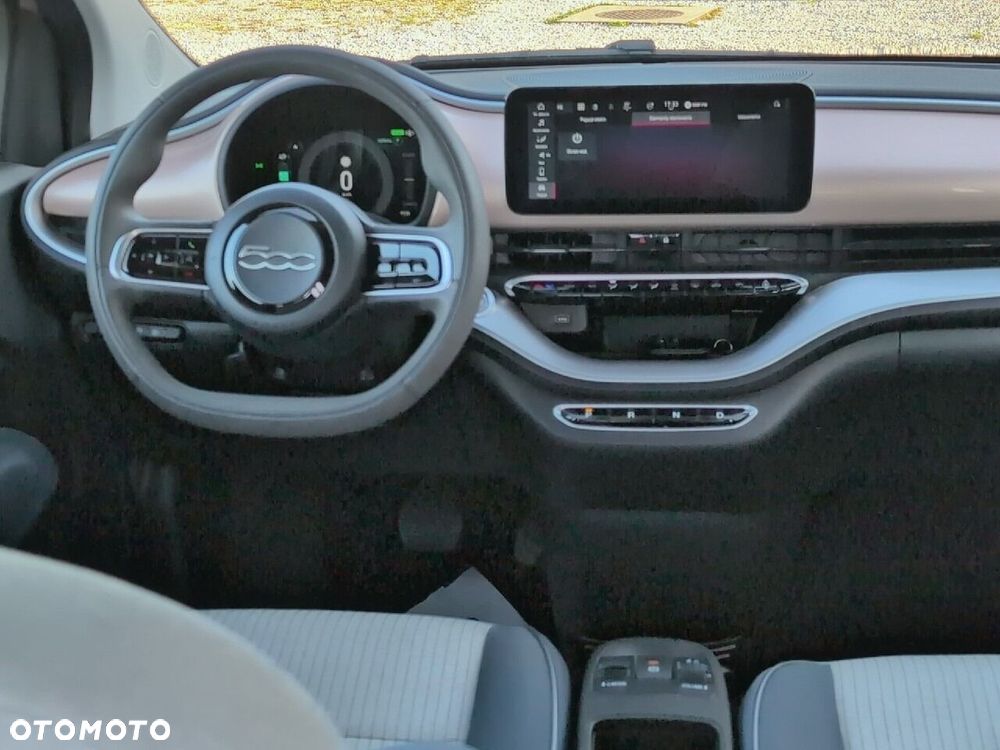 Fiat 500e - 11