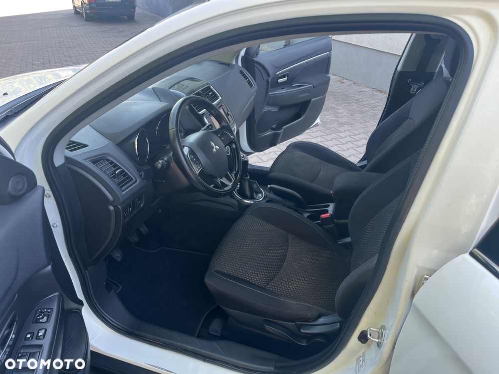 Mitsubishi ASX 1.6 Active - 10