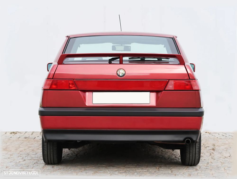 Alfa Romeo 33 1.3 - 9
