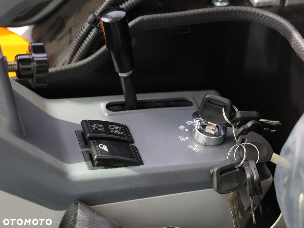 Inny Minikoparka Sylcar 25 - 15