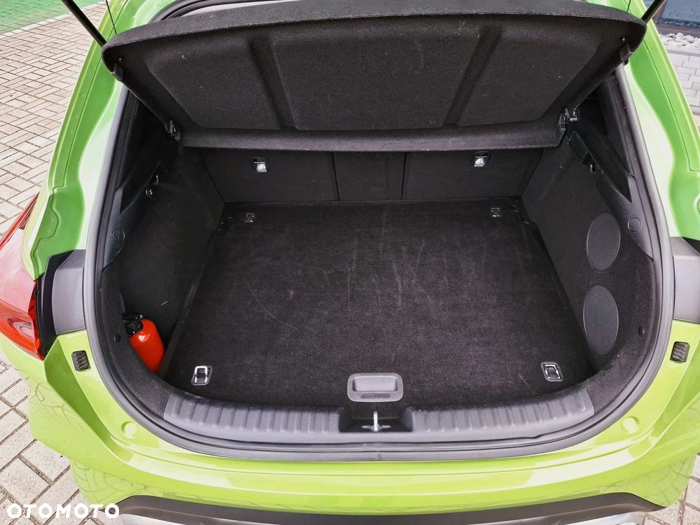 Kia XCeed 1.5 T-GDI Business Line DCT - 32
