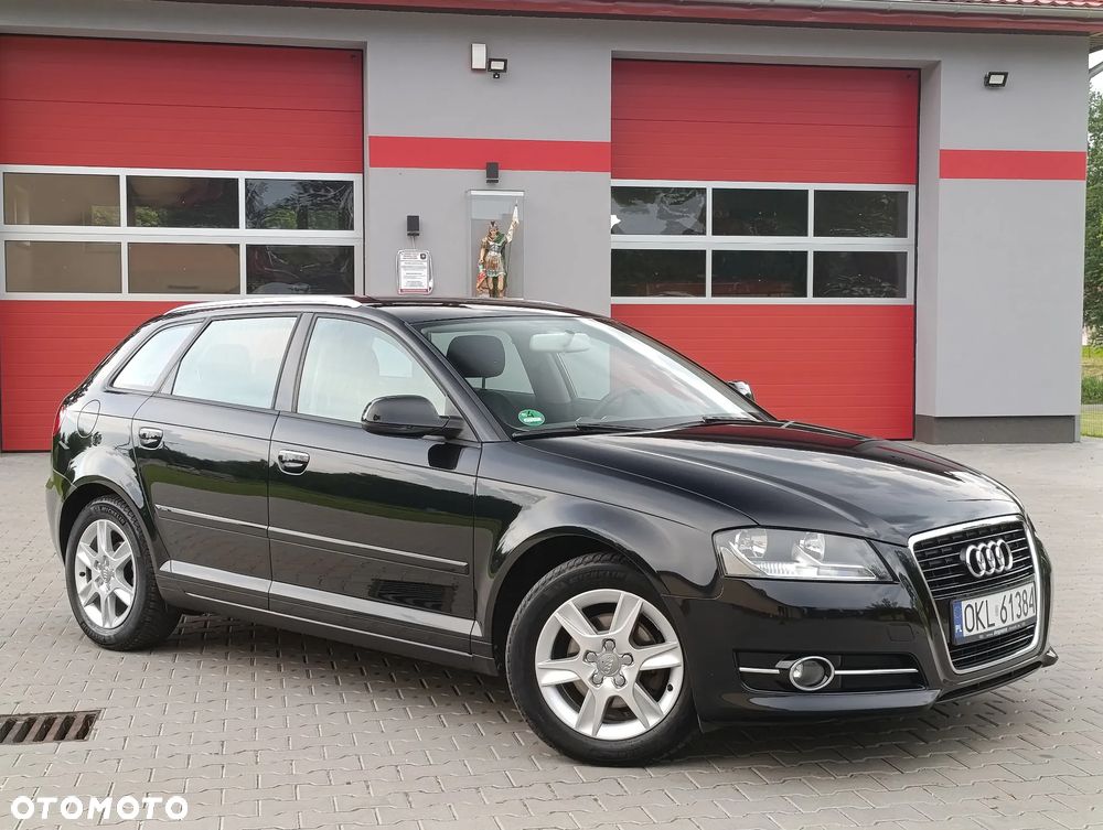 Audi A3 Sportback 1.6 TDI S tronic Attraction - 4