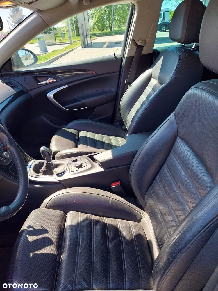 Opel Insignia - 11