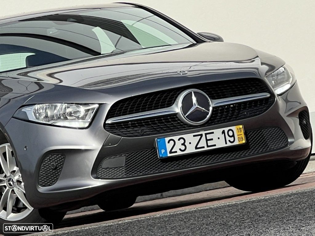 Mercedes-Benz A 180 d Style Plus Aut. - 31