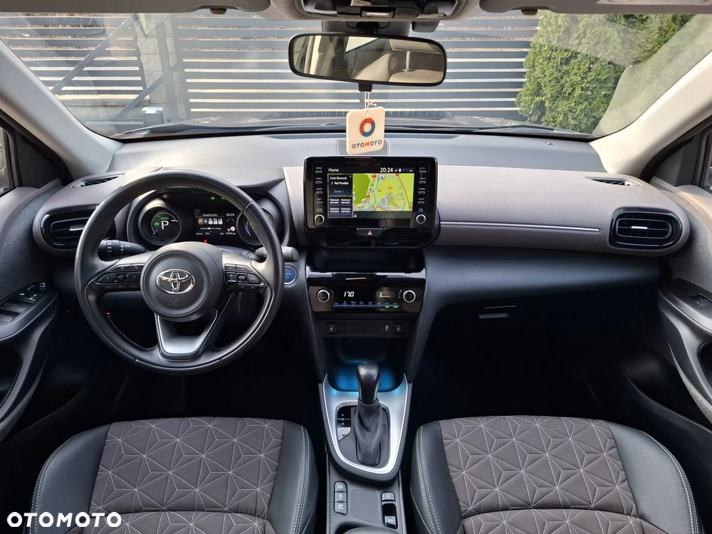 Toyota Yaris Cross Hybrid 1.5 Style - 17