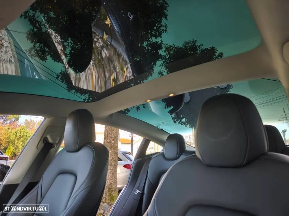 Tesla Model 3 Long Range Tração Integral - 24