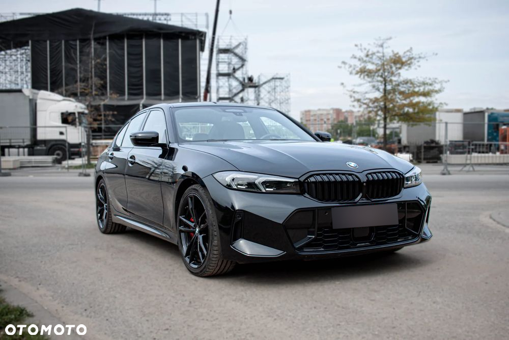 BMW Seria 3 330i M Sport sport - 19