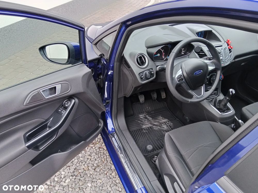 Ford Fiesta 1.25 Celebration - 8