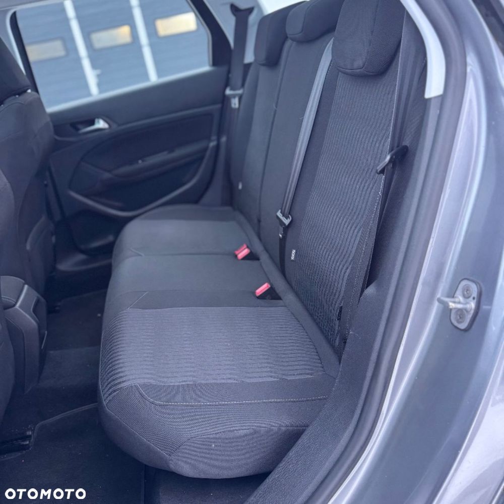 Peugeot 308 - 17