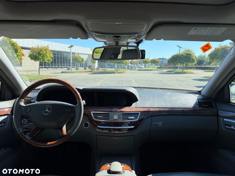 Mercedes-Benz Klasa S 320 CDI DPF 7G-TRONIC - 19