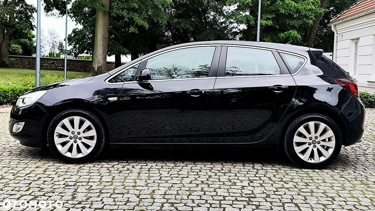 Opel Astra - 8