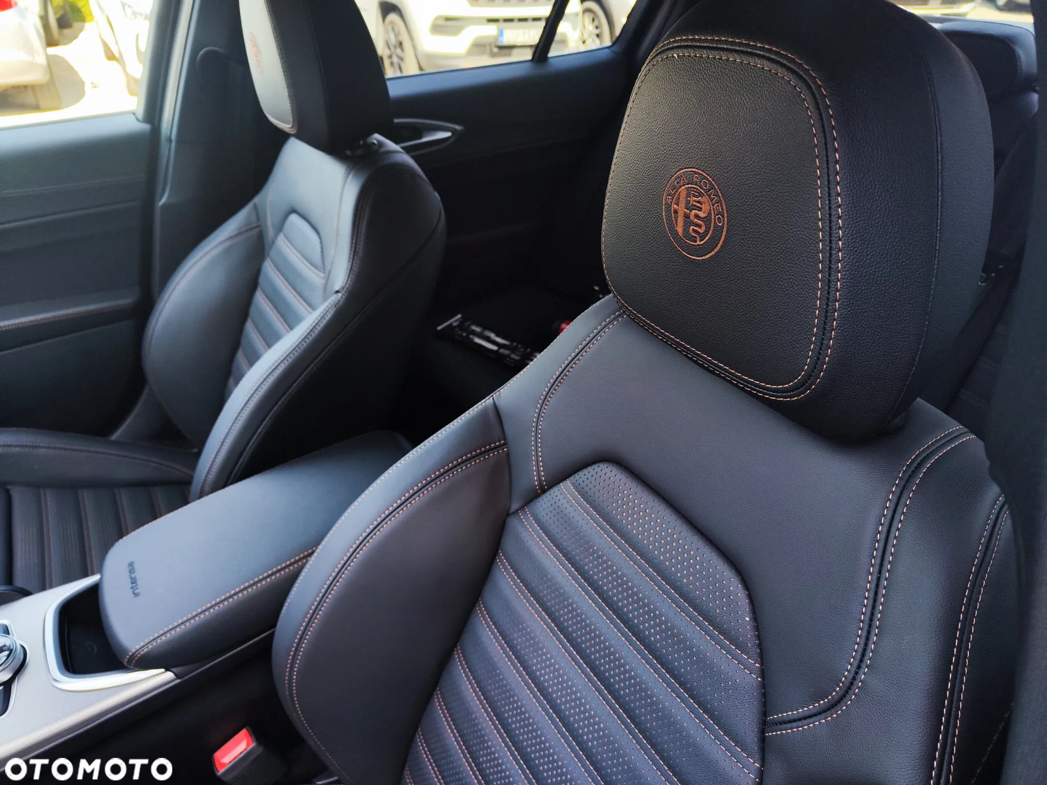 Alfa Romeo Giulia 2.0 Turbo Intensa Q4 - 12