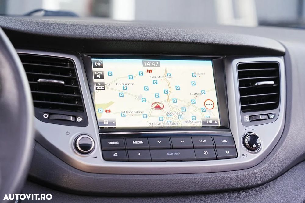 Hyundai Tucson blue 1.7 CRDi 2WD DCT Premium - 22