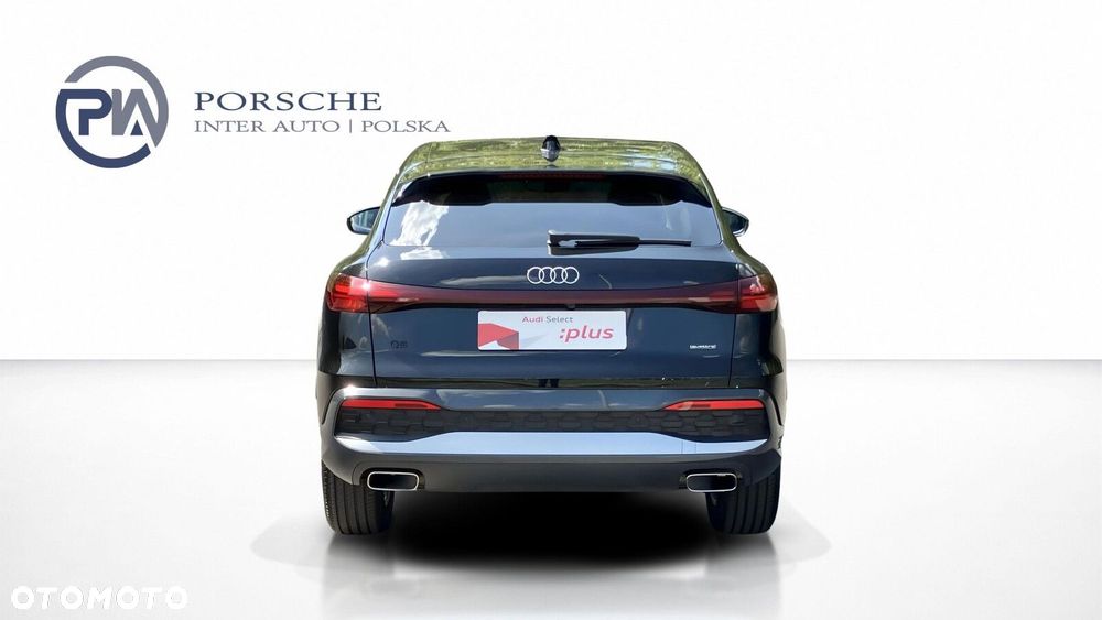 Audi Q5 Sportback - 8