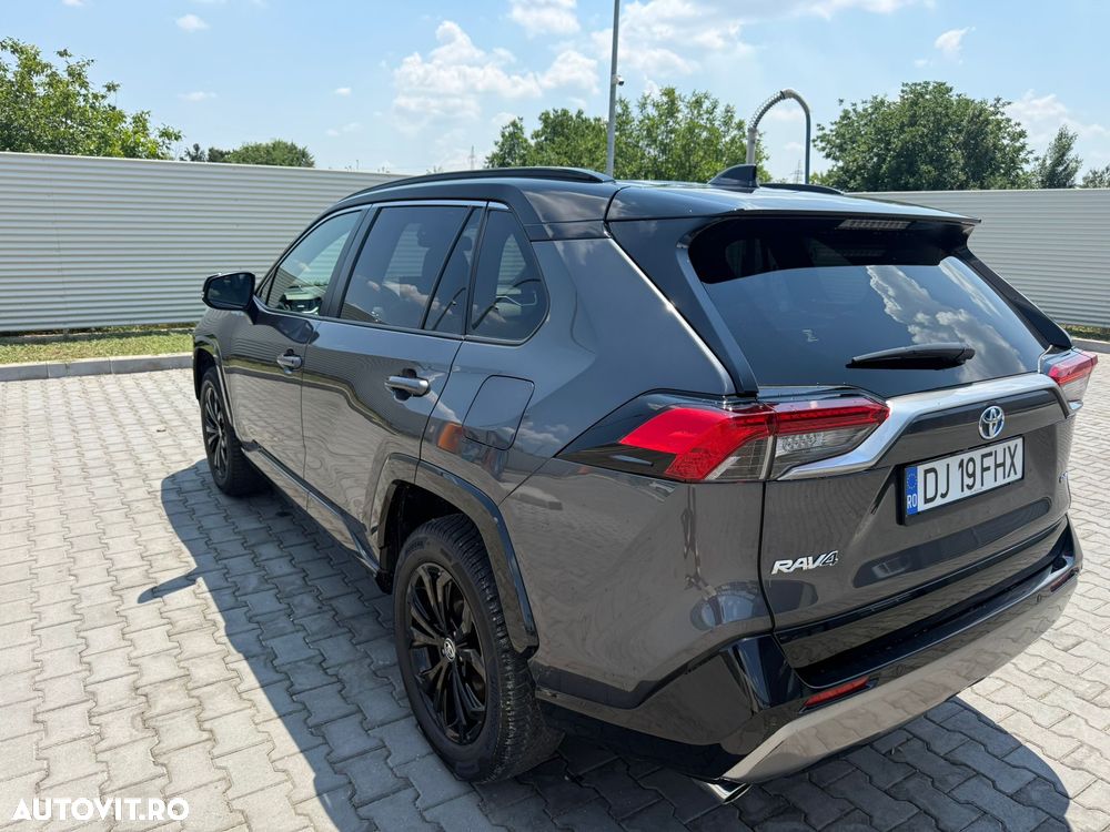 Toyota RAV4 - 3