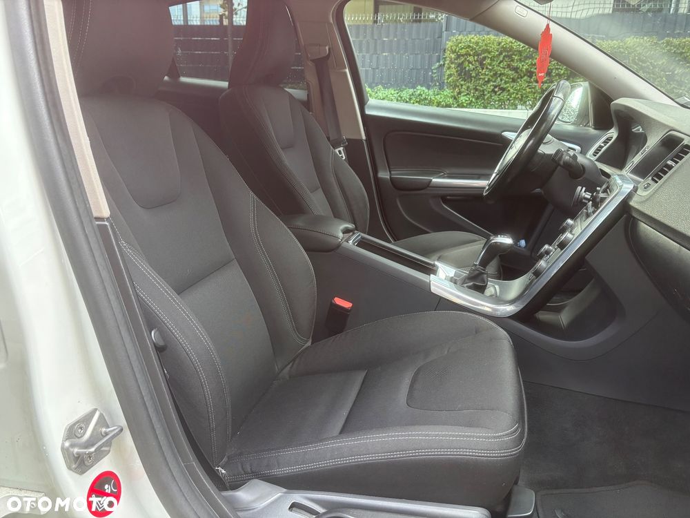 Volvo S60 D2 Drive-E Base - 14