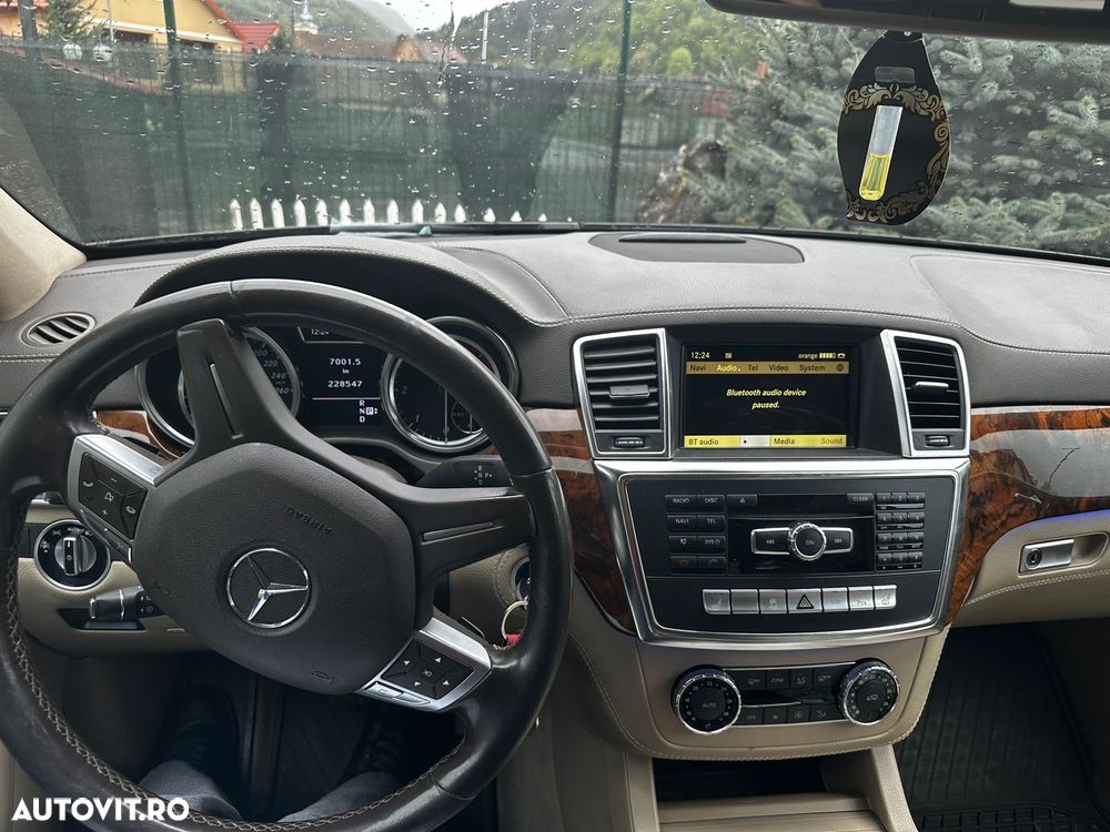 Mercedes-Benz ML 350 BlueTEC 4MATIC Aut - 3