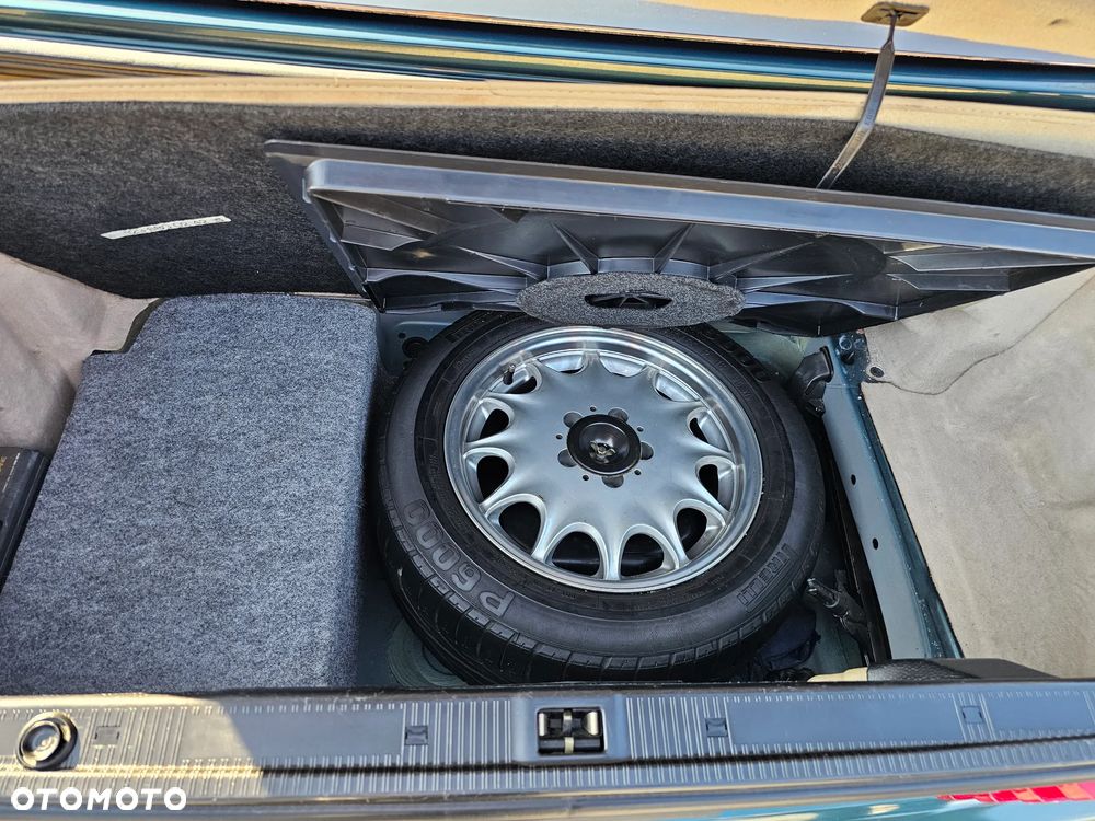 Mercedes-Benz SL - 10