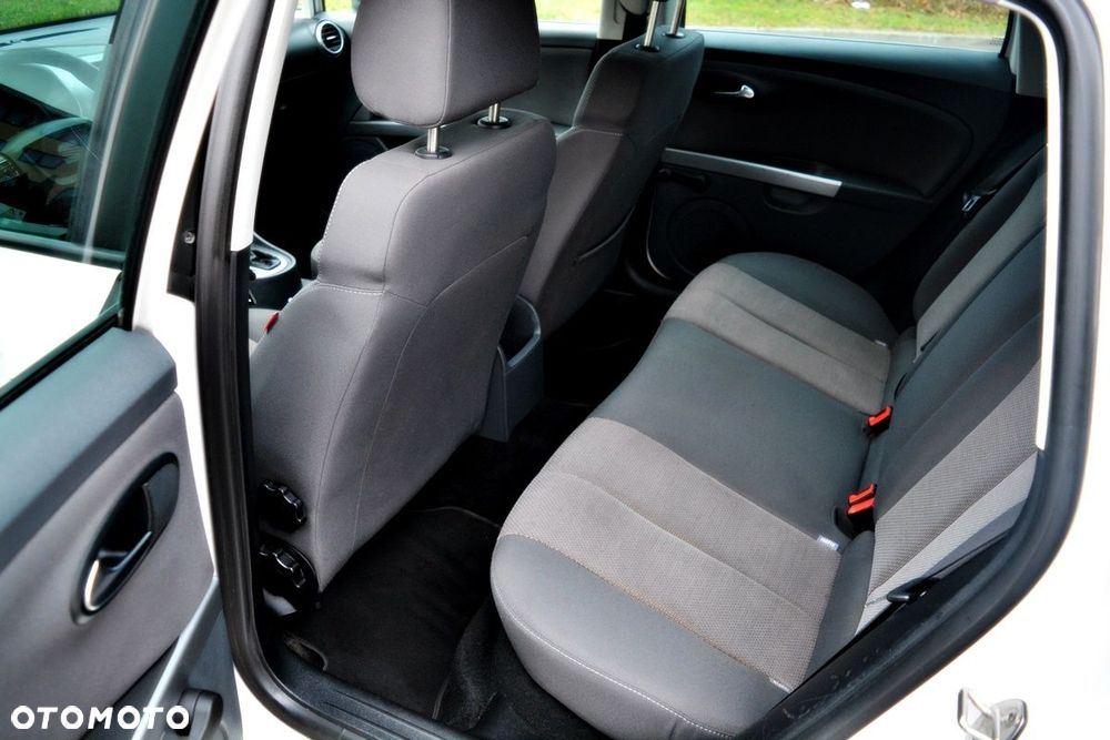 Seat Leon 1.9 TDI DPF DSG Style - 17