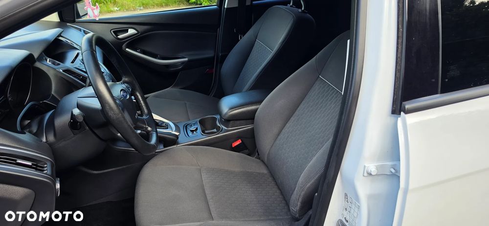 Ford Focus 1.0 EcoBoost Start-Stopp-System SYNC Edition - 25