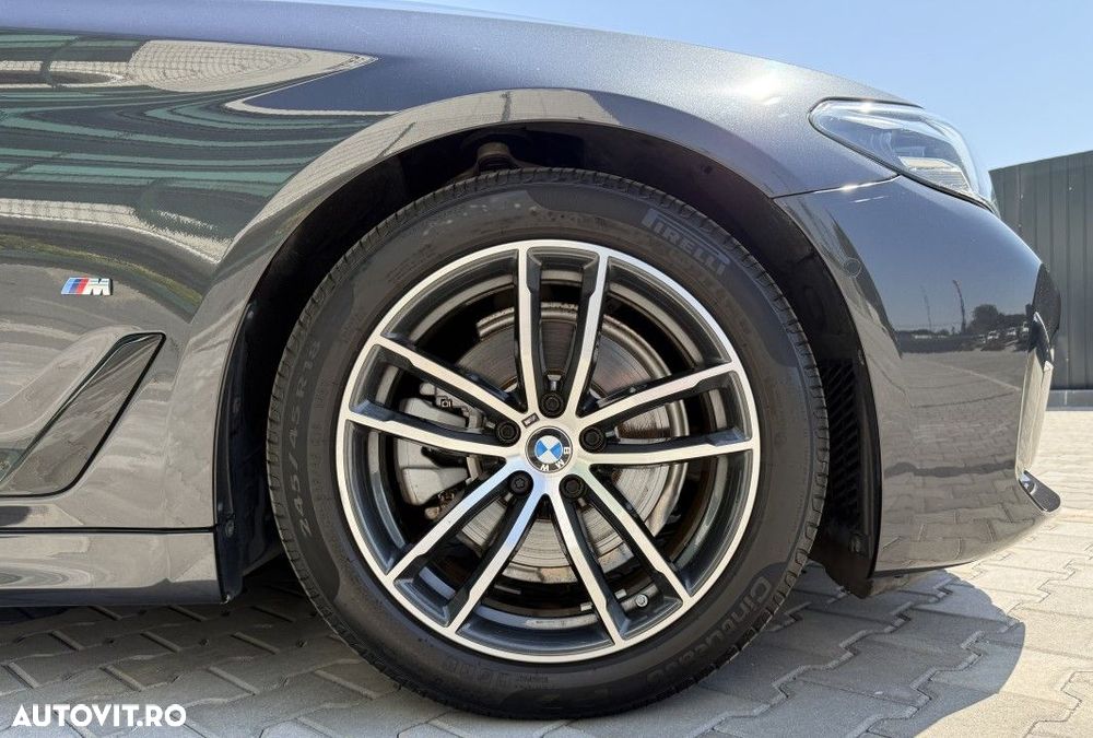 BMW Seria 5 520d Aut. M Sport Edition - 27