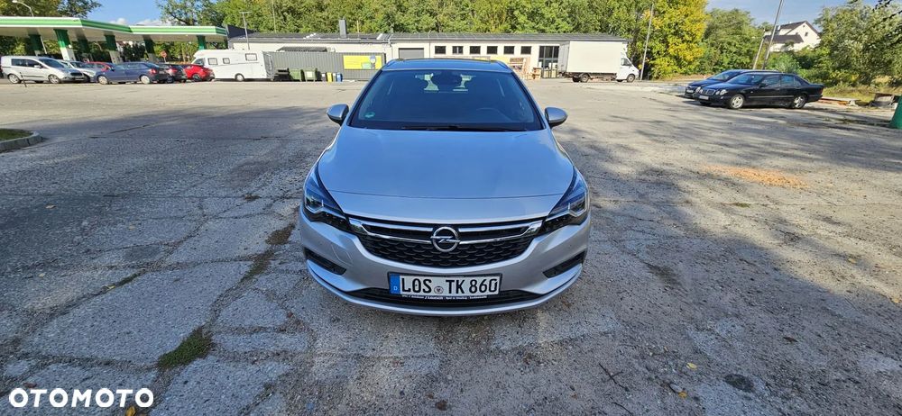 Opel Astra - 2