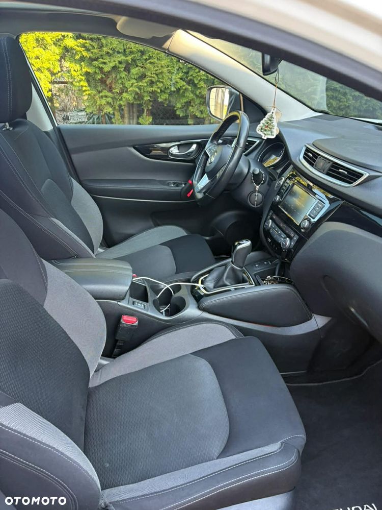 Nissan Qashqai 1.3 DIG-T N-Connecta DCT - 7