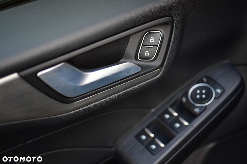 Ford Kuga 1.5 EcoBoost FWD Titanium - 8