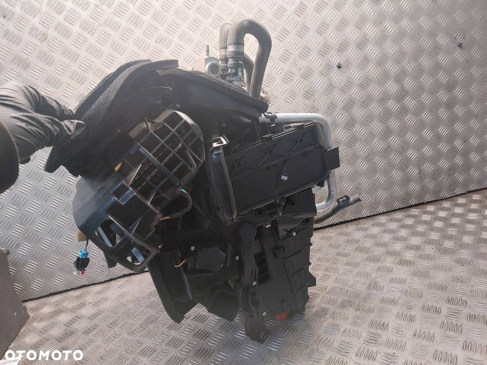 OBUDOWA DMUCHAWY NAWIEWU + DMUCHAWA VOLVO XC60 I EUROPA 31332321 - 7