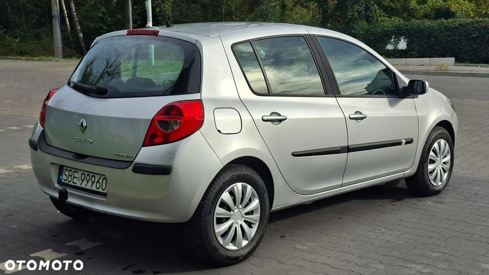Renault Clio 1.2 16V Dynamique - 7