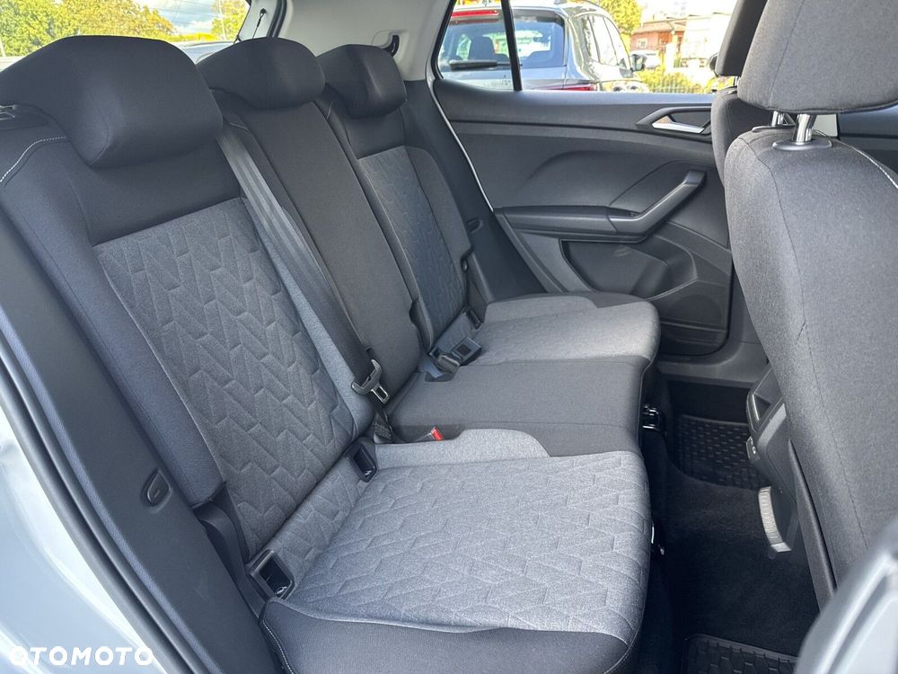 Volkswagen T-Cross - 14