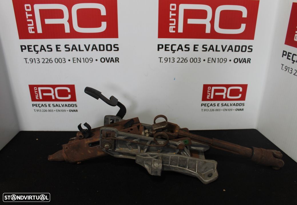 Coluna Direção Ford Focus de 2005 - 1