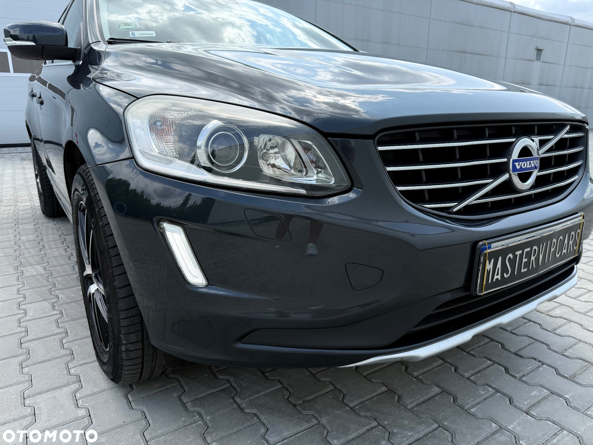 Volvo XC 60 2.4D AWD Momentum - 6