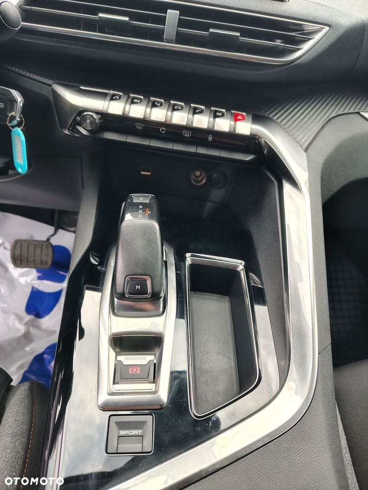 Peugeot 5008 1.5 BlueHDi Active Pack S&S EAT8 - 21