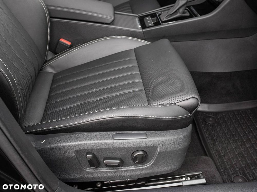 Skoda Superb 2.0 TSI 4x4 DSG L&K - 34