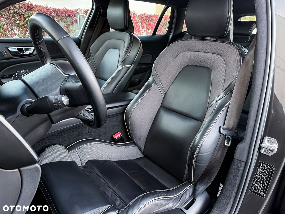 Volvo V60 B4 D Geartronic RDesign - 16