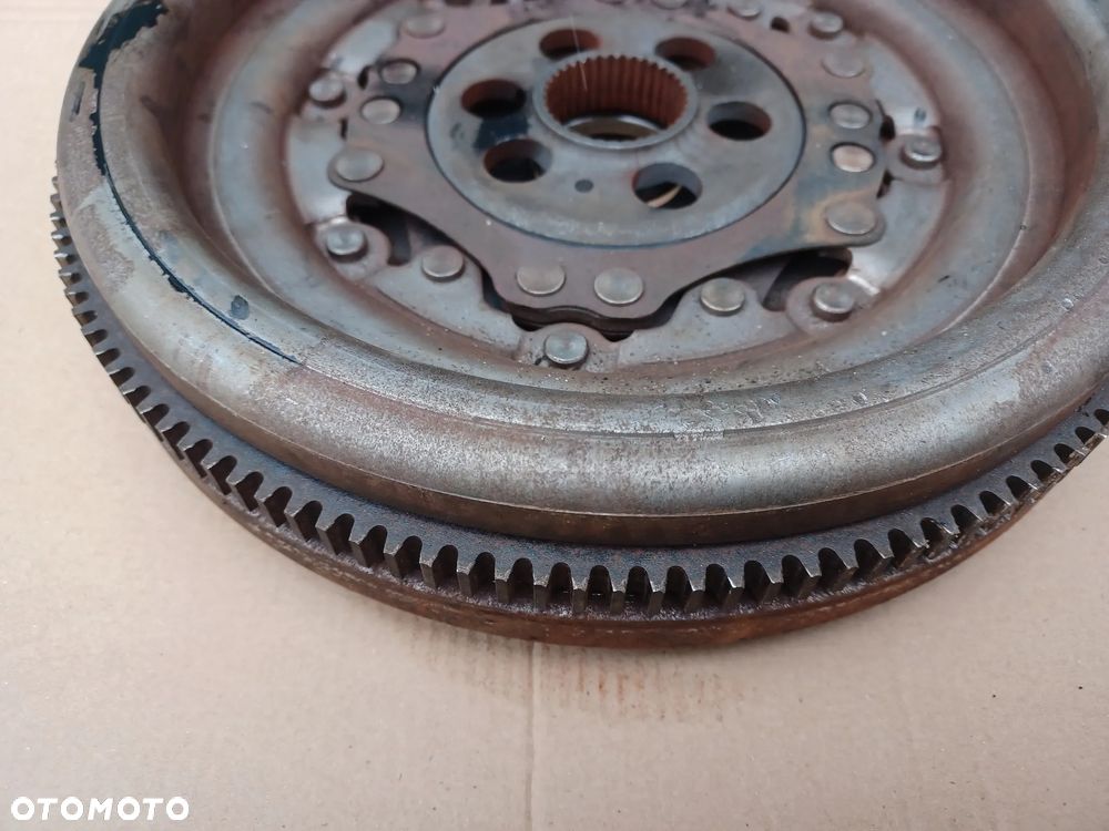 KOŁO DWUMASOWE DSG VW 2.0 TDI - 3