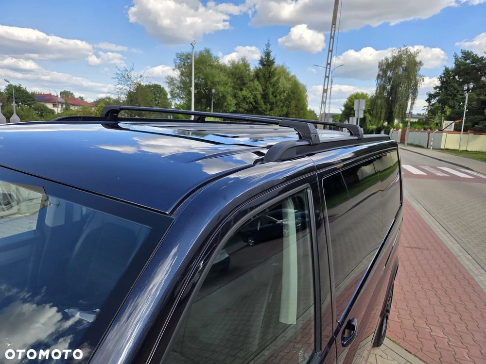 Volkswagen Multivan - 8